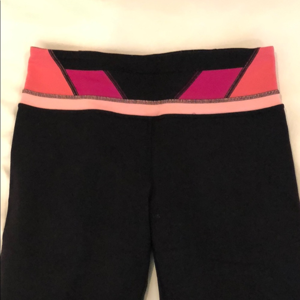 Lululemon Groove Flare Pant size 6